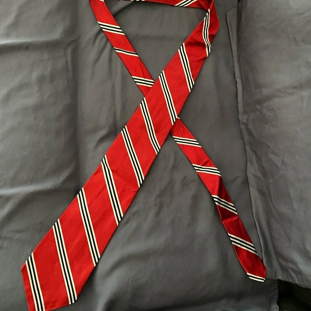 Harvé Benard Red Striped Silk Tie Classic Preppy Business Formal